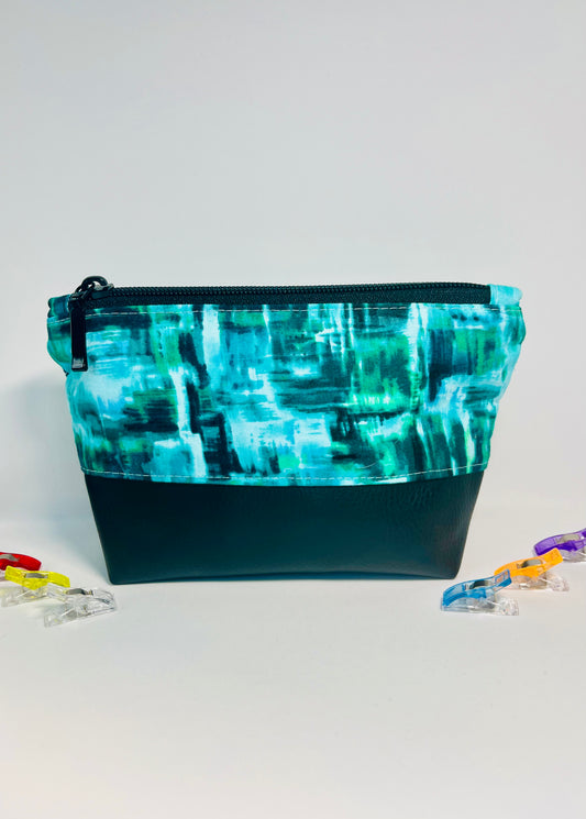 Dream Green Pouch