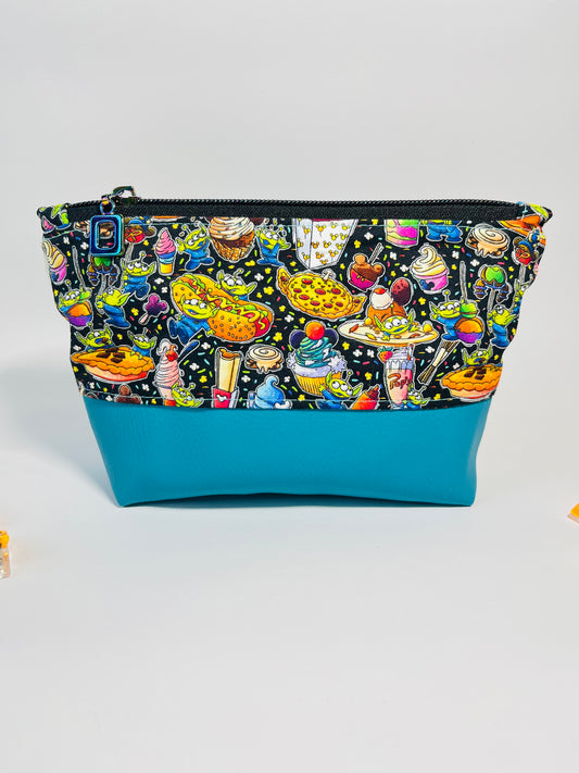 Alien Two Toned Pouch