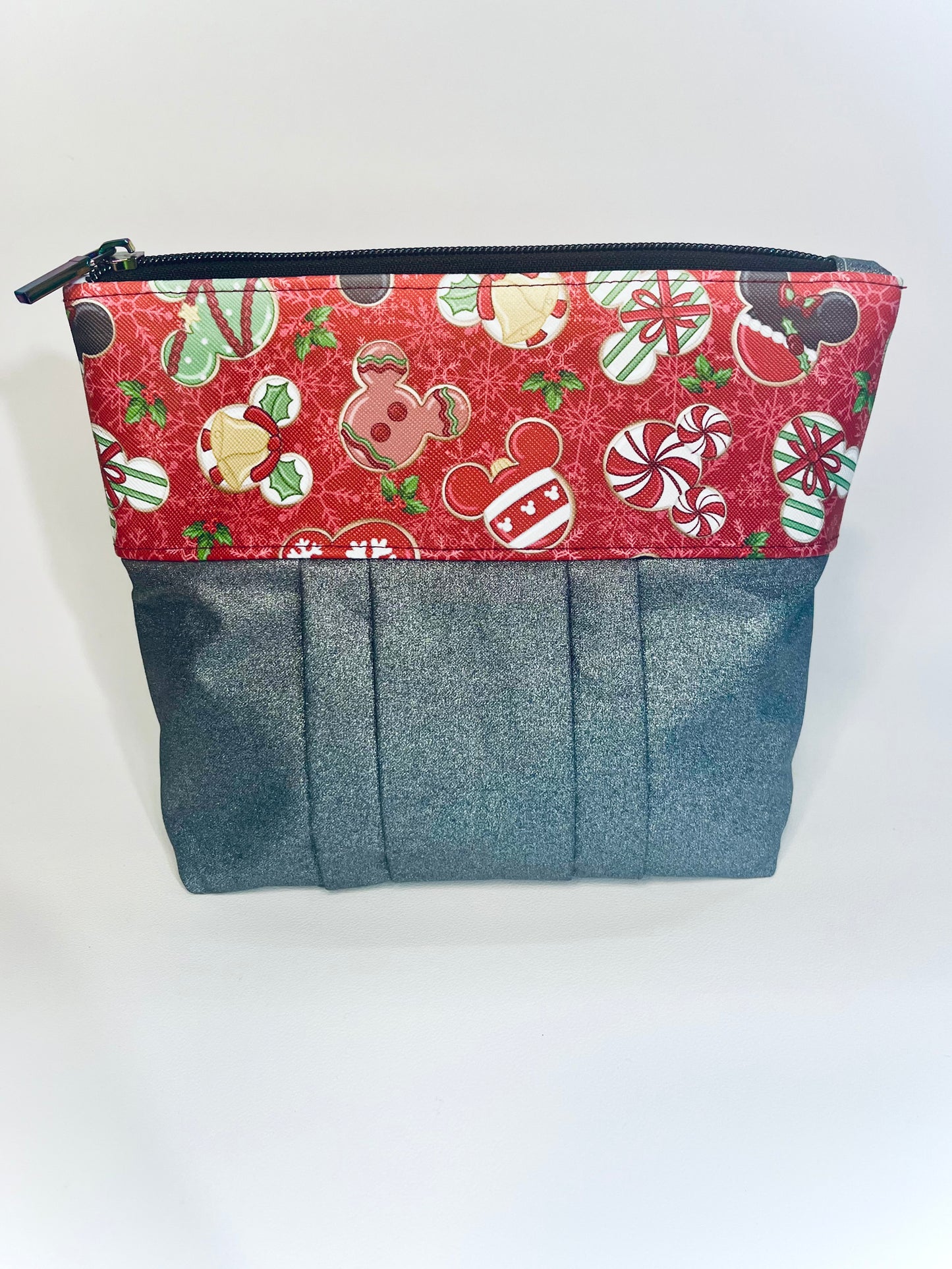 Mickey Head Janie Pouch