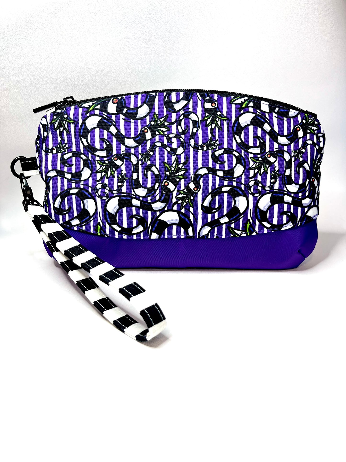 It's Showtime Wristlet